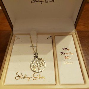 Inspirational Silver Necklace  "My Family My Love"